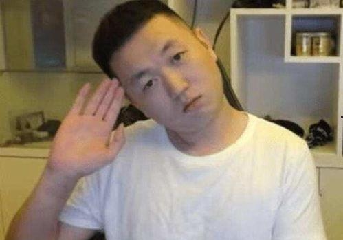 网红手指哥,揭秘网红“手指哥”的传奇人生