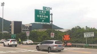 深圳龙湖车库新闻头条,紧急救援正在进行中