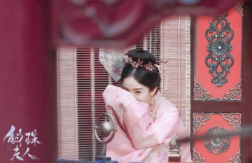 白敬亭娱乐圈吃瓜视频,娱乐圈幕后故事大揭秘